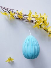 Dekoratívna sviečka - Rebrované vajíčko (12 cm)