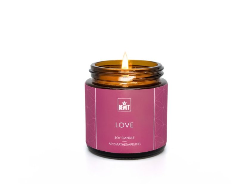 BEWIT Sójová sviečka Love (100 g) – Atmosféra plná lásky, nehy a harmónie